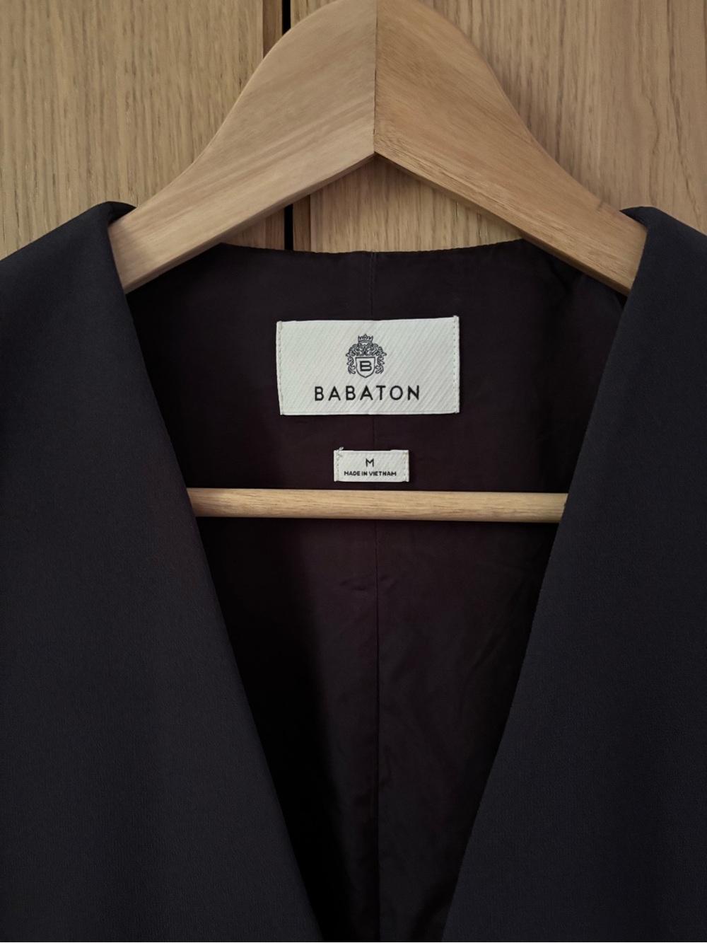 Babaton x ARITZIA Tailored Vest - Picture 3 of 5